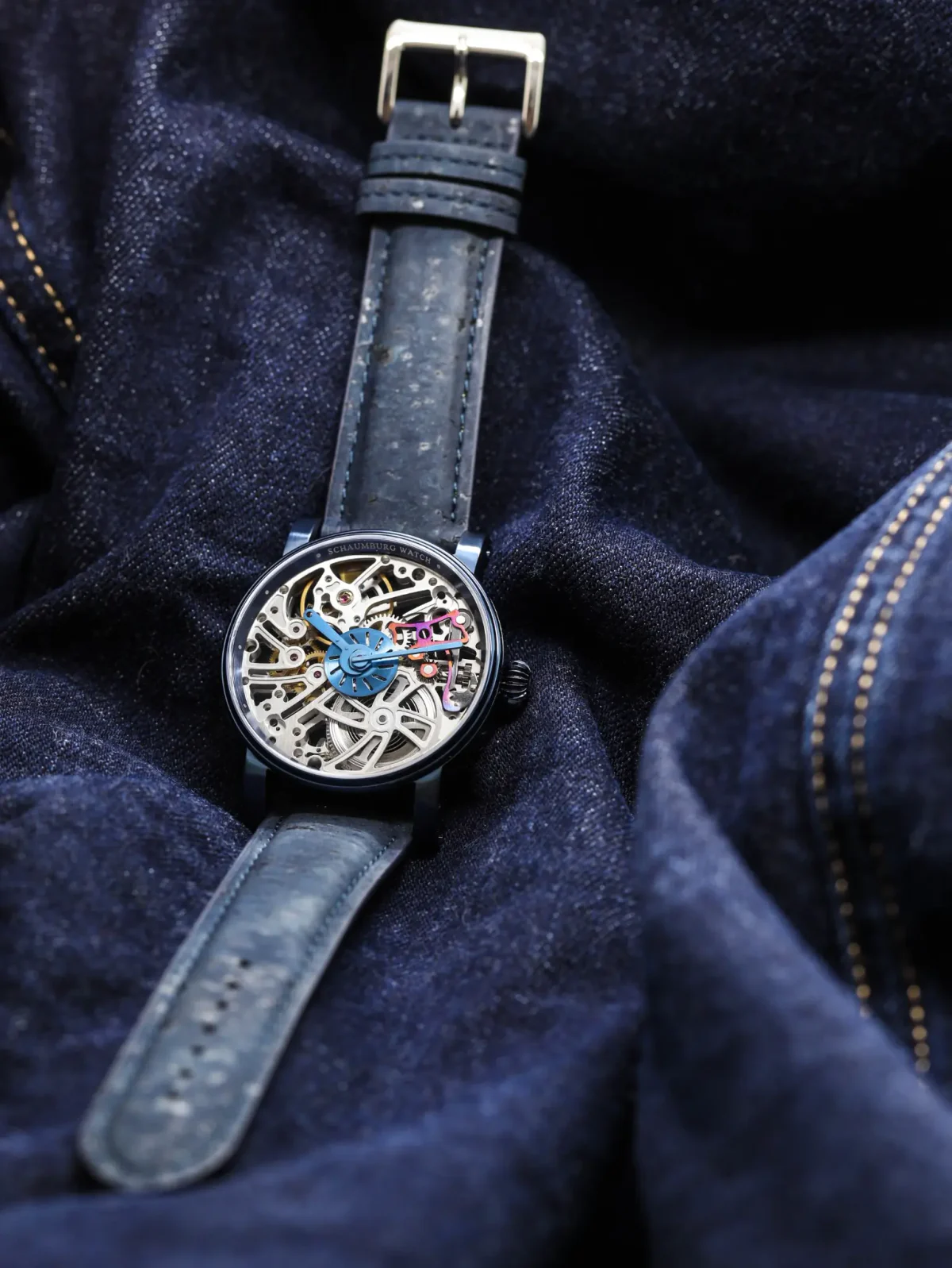 Craftsman II mit vollständig sichtbarem Armband
