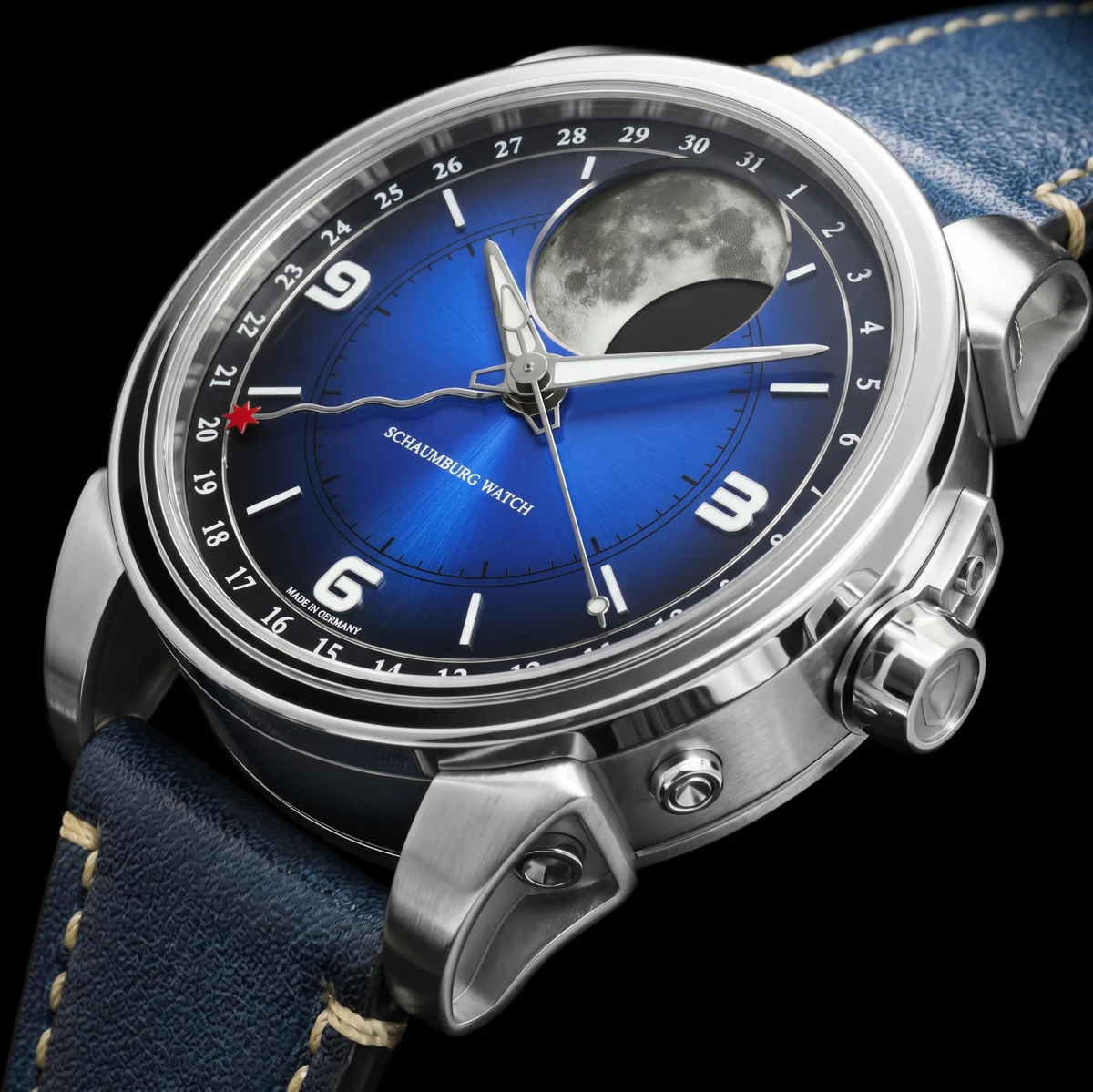 Seitliche Perspektive der Schaumburg Watch MooN Perpetual Parallax I in Blau