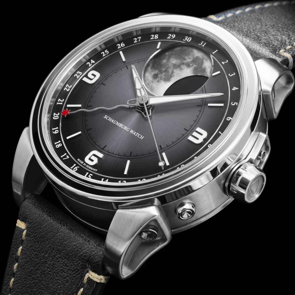 Seitliche Perspektive der Schaumburg Watch MooN Perpetual Parallax III in Anthrazit