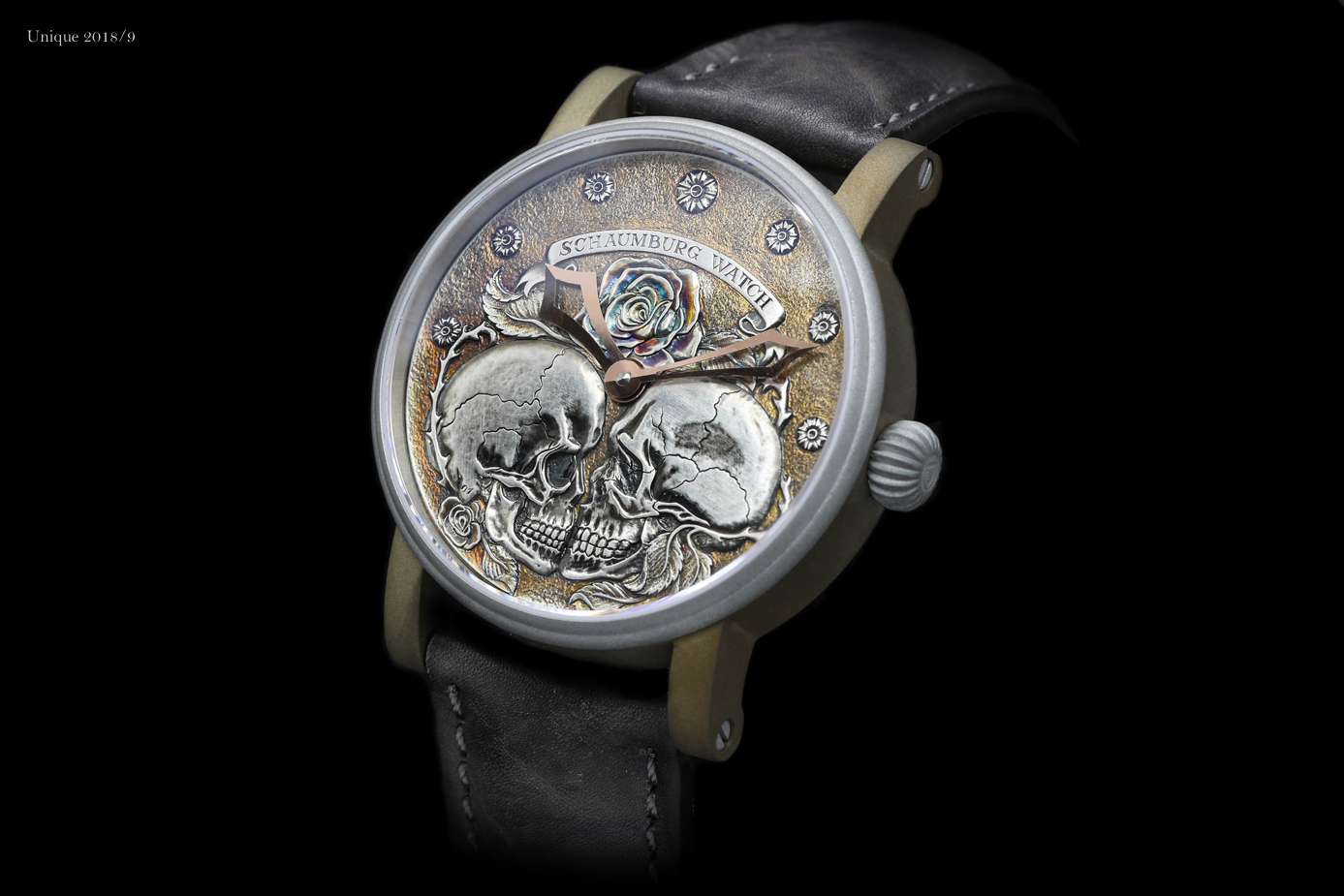 Limited Edition Eternal Love in schräger Ansicht